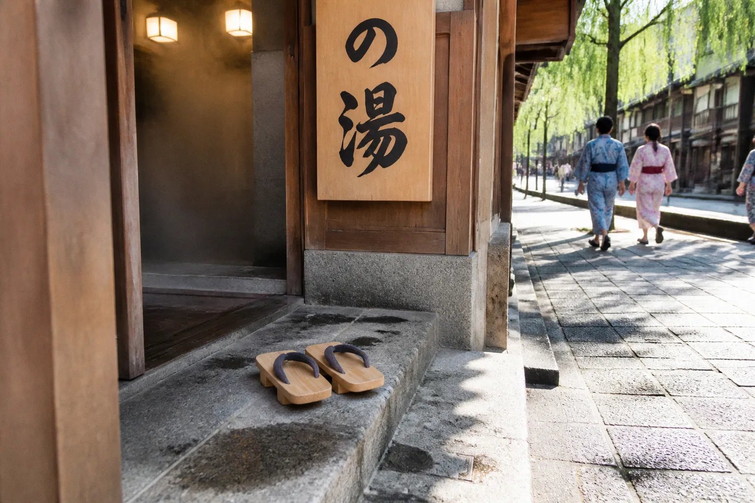外湯と内湯の違いとは?温泉街の散策前に整理したい利用ルールと魅力